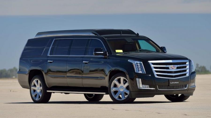  Cadillac Escalade ESV by Lexani Motorcars 2017 года  (фото 10 из 19)